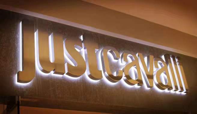 门头招牌制作，申博sunbet与同行的价格差异化——【申博sunbet标识，标识制作厂家】